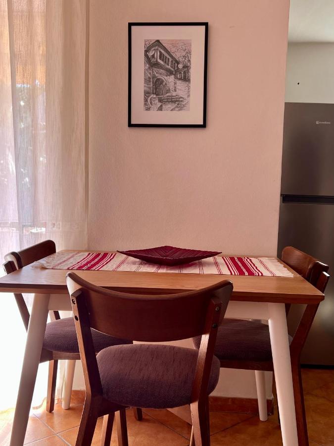 Apartment In Skanderbeg Square - Tirana Center 1 Экстерьер фото