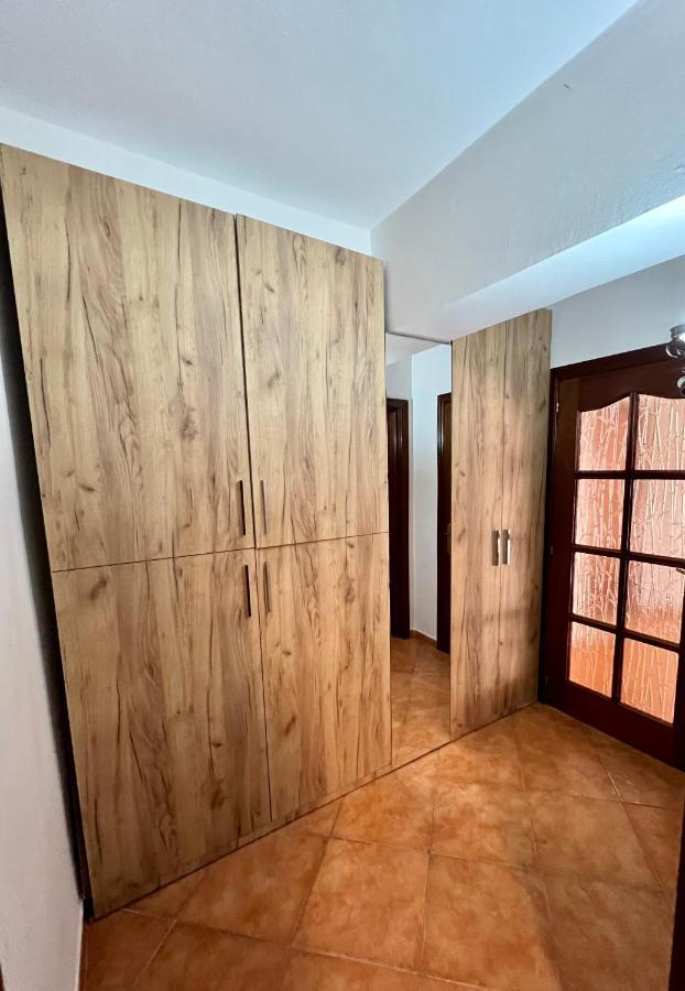 Apartment In Skanderbeg Square - Tirana Center 1 Экстерьер фото